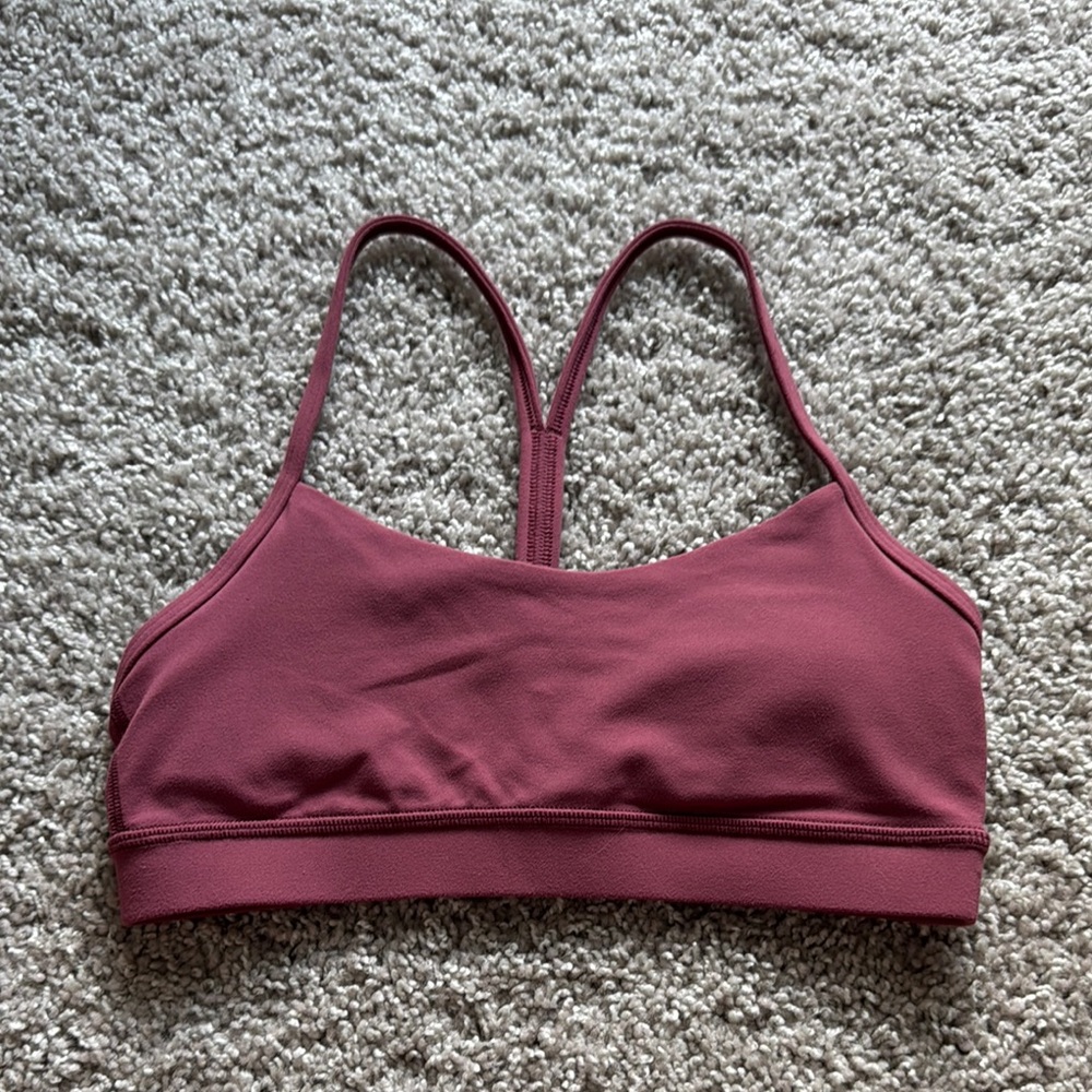 Lululemon Flow Y Nulu Bra
